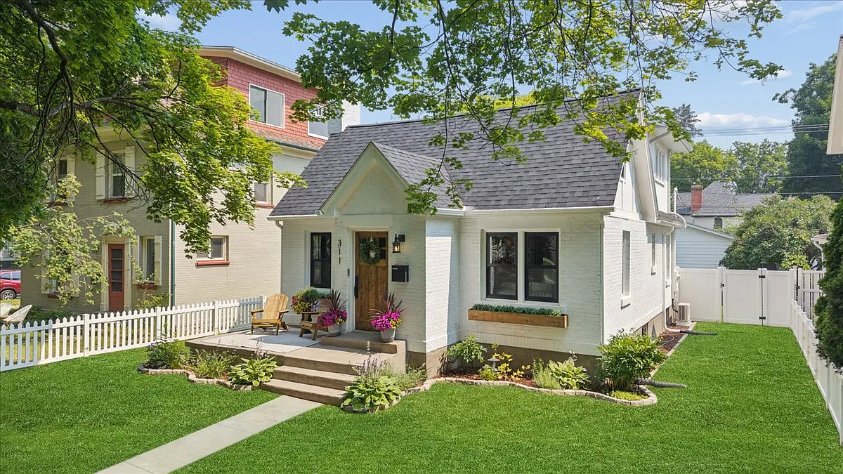 5th Ave E, Kalispell — Photo 1