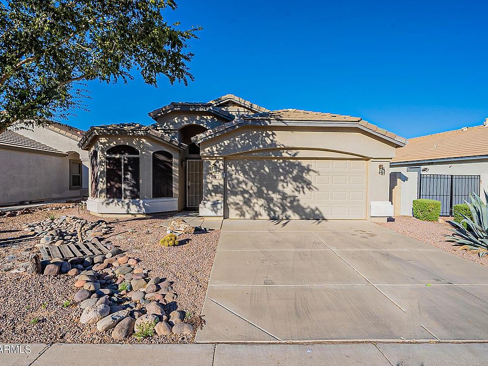 1st image of 686 E Lovegrass Dr