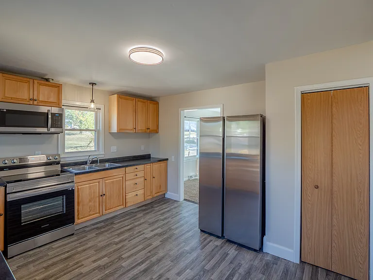 2750 Dalewood Ave SE — Photo 4