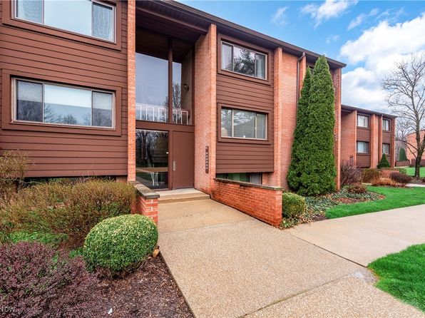 951 Canyon View Rd APT 304, Sagamore Hills, OH 44067