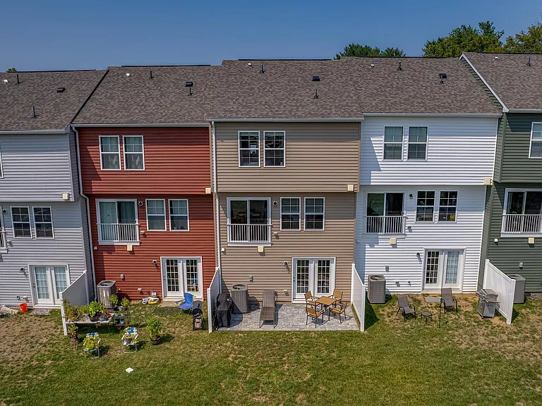48 Orchard Green Dr — Photo 5