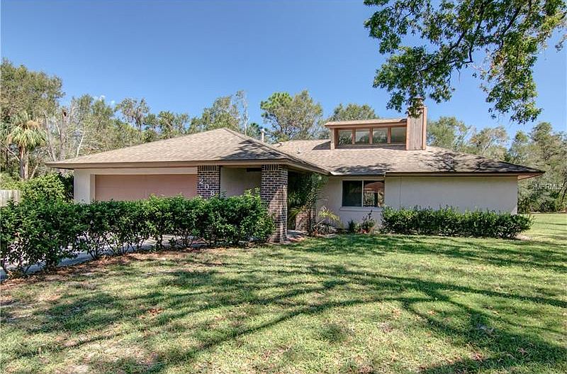 1st image of 208 Redwing Ct