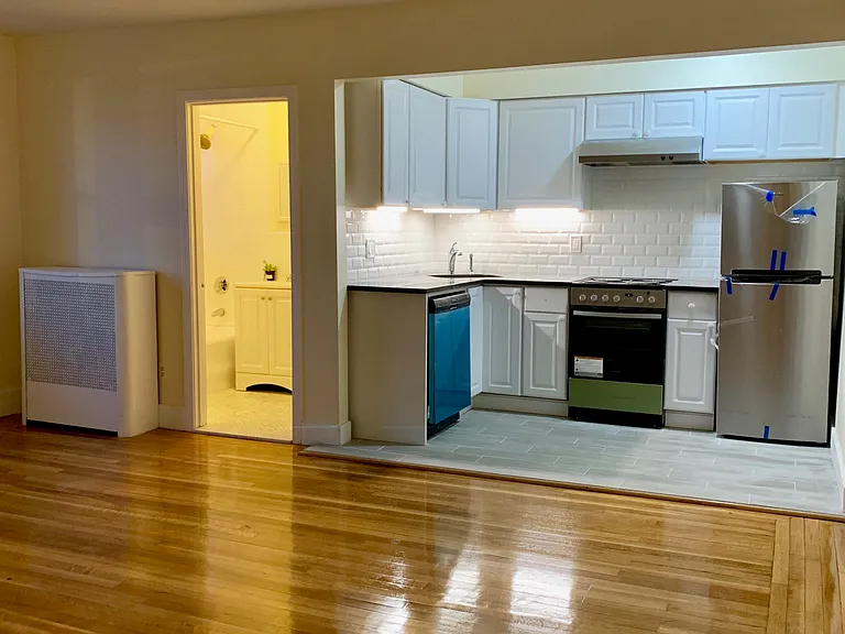 1607 Commonwealth Ave #9 — Photo 9