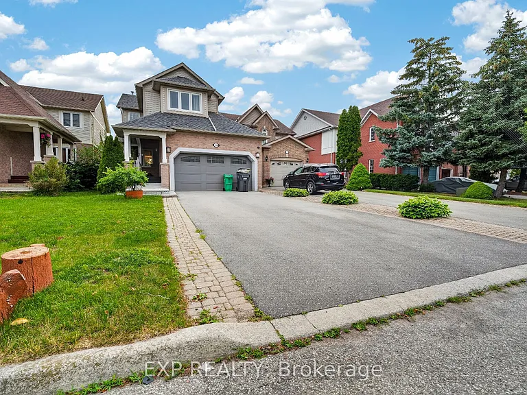 5896 Chorley Pl #UPPER — Photo 47