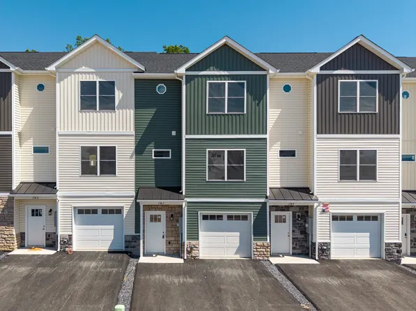 747 Zephyr Dr, Rockingham, VA 22801