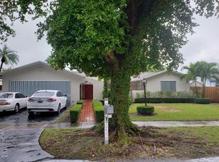 10425 SW 139th Ct, Miami, FL 33186