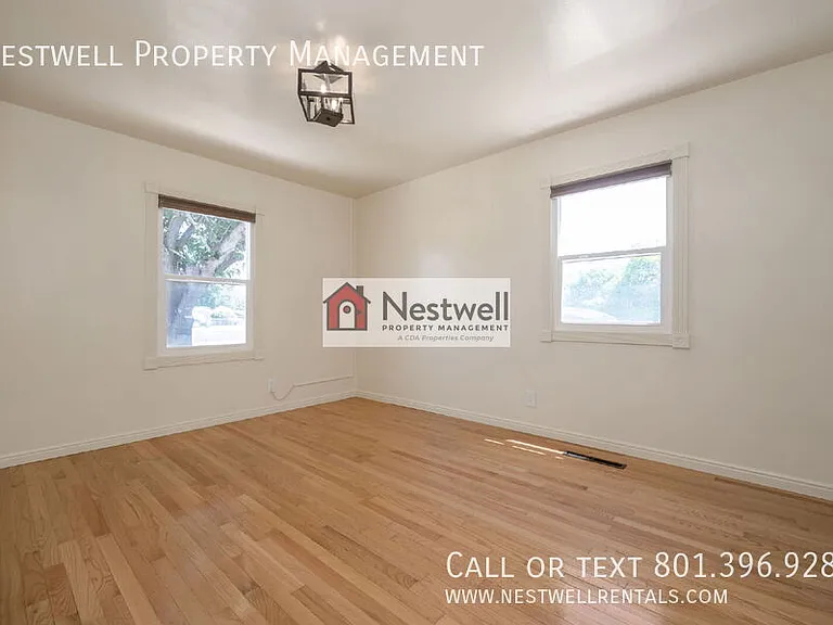 254 E Main St — Photo 15