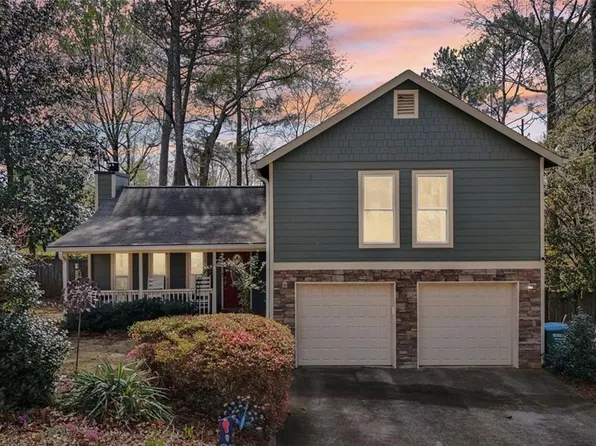 4128 Buckingham Pl, Duluth, GA 30096