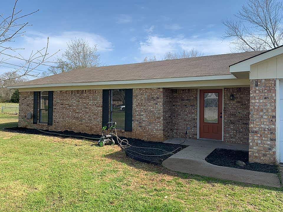1st image of 526 Craig Dr