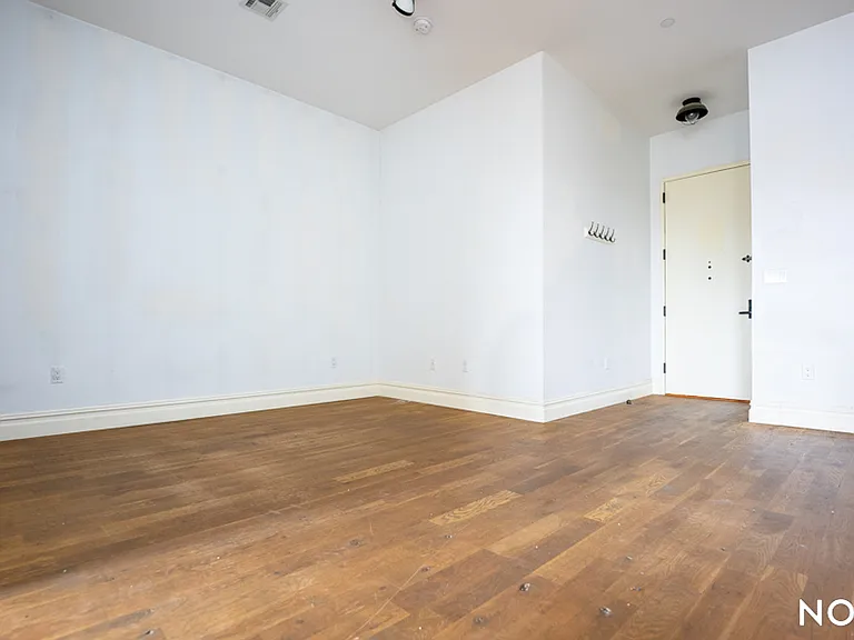 1355 Myrtle Ave #4B — Photo 3