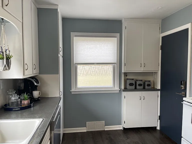5121 Plymouth Rd — Photo 24