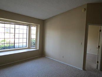 5th image of 3390 Black Hawk Dr