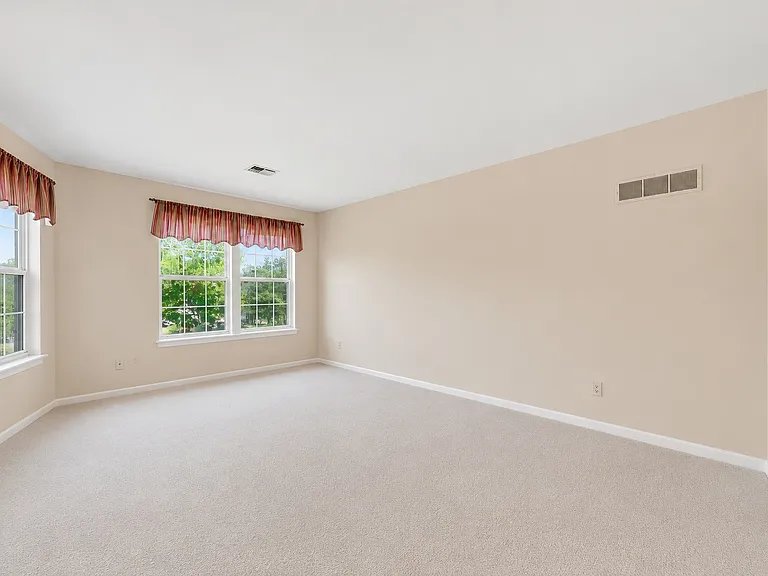 700 Bradford Ter #1 — Photo 7