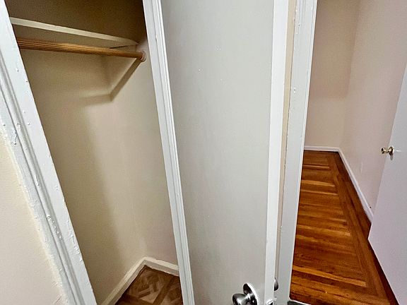 3rd image of 86 Hamilton Ave APT 4J