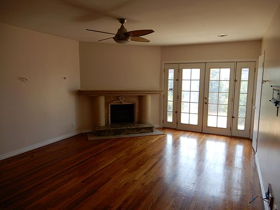 2nd image of 14101 Yukon Ave