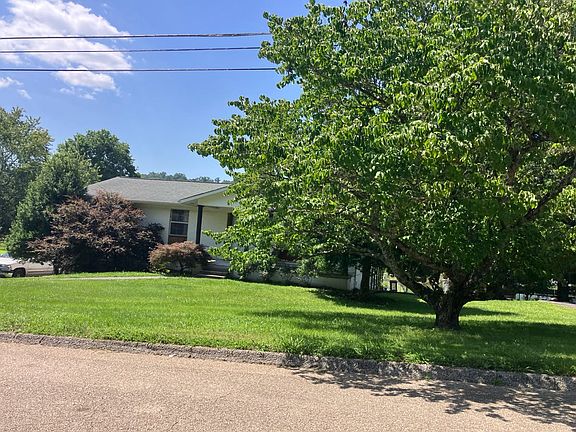 2nd image of 4413 Woodvale Dr
