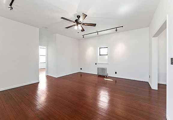 3rd image of 500 Smith St #2F