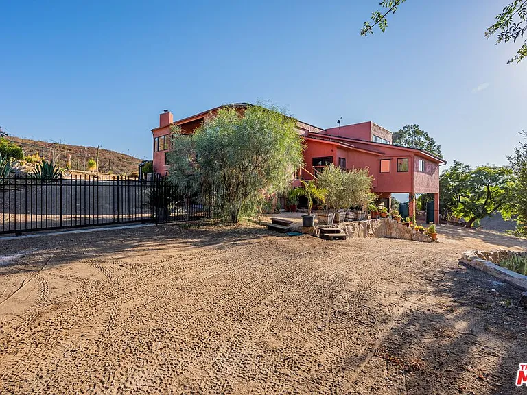 34136 Mulholland Hwy — Photo 59