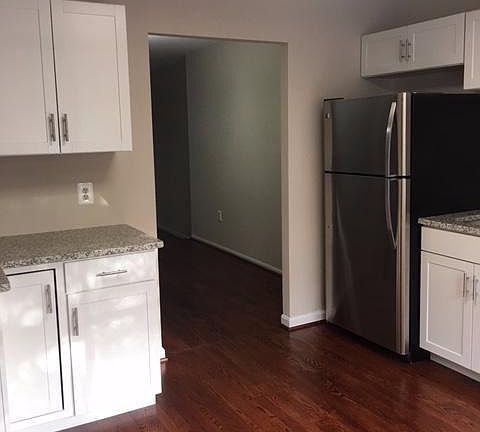 4th image of 3092 Tecumseh Ct