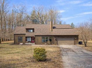 903 Cram Ln, Albion, MI 49224