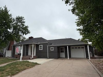 2427 Shawnee Dr, Great Bend, KS, 67530