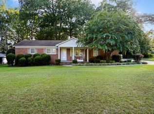 439 Dogwood Dr, Greenwood, SC 29646