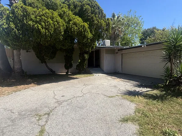 10717 Collins St, North Hollywood, CA 91601
