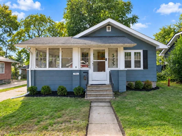 701 Saint Clair Ave, Flint, MI 48504