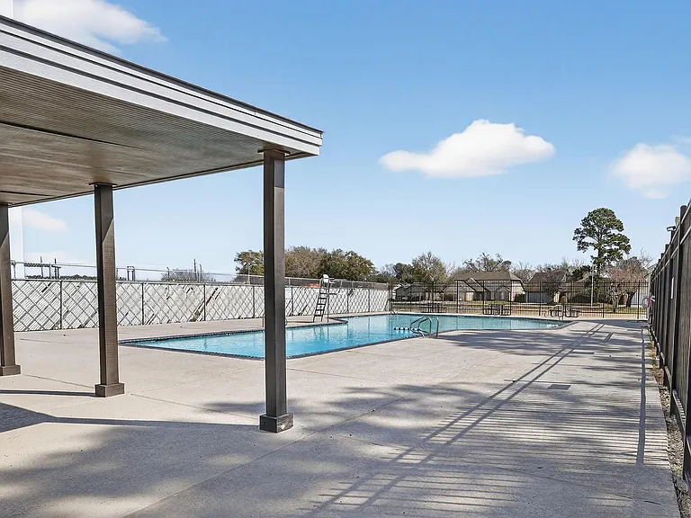 9514 Marblemount Dr — Photo 25