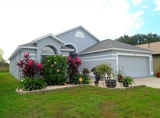 1641 Maximilian Dr, Zephyrhills, FL 33543