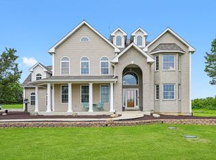 16512 Nelson Rd, Woodstock, IL 60098