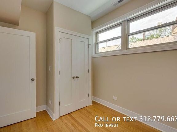 5th image of 2610 N Fairfield Ave #1