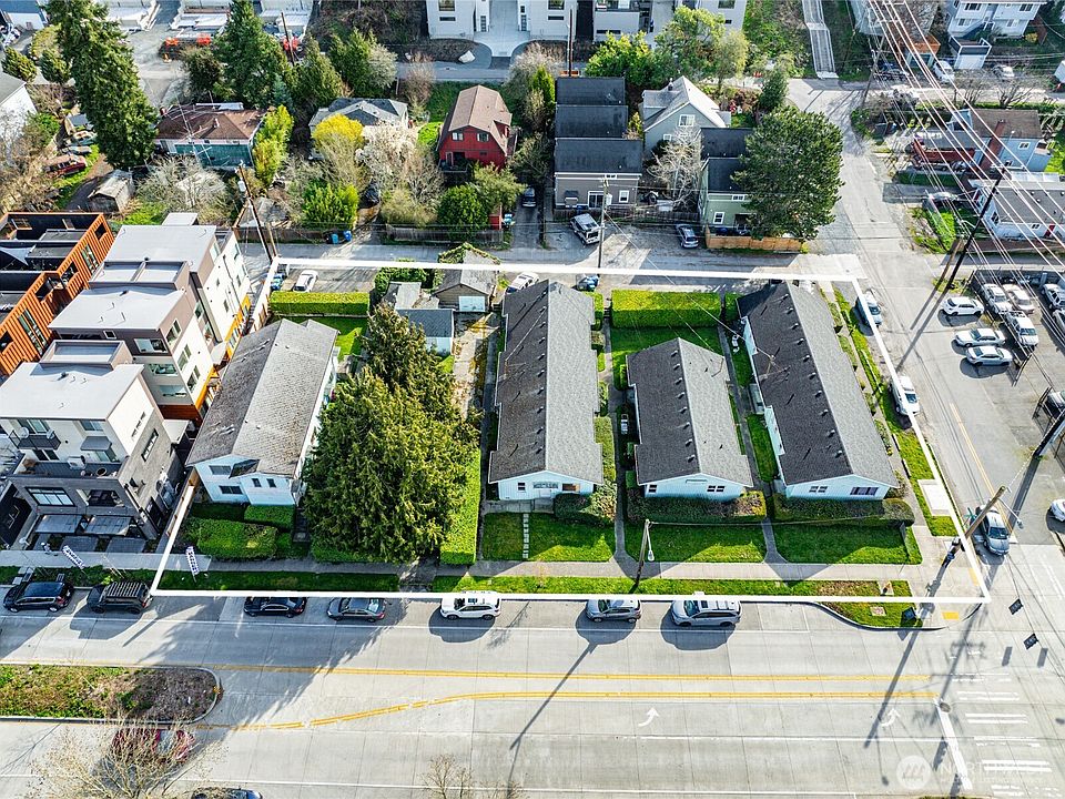 1st image of 5222 -36 Delridge Way SW
