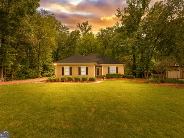 160 Morallion Hls, Peachtree City, GA 30269