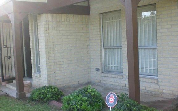3rd image of 16135 Mission Village Dr