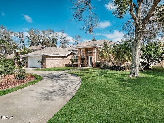 4th image of 765 Sandy Hill Cir