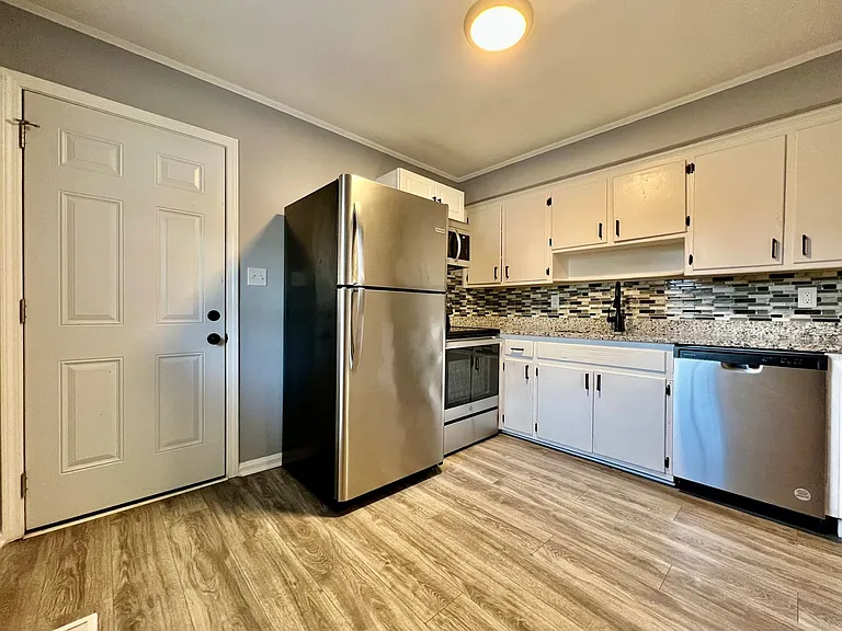 2926 Skyline Dr — Photo 11