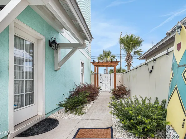621 Lyndell Ln #B, Panama City Beach, FL 32407