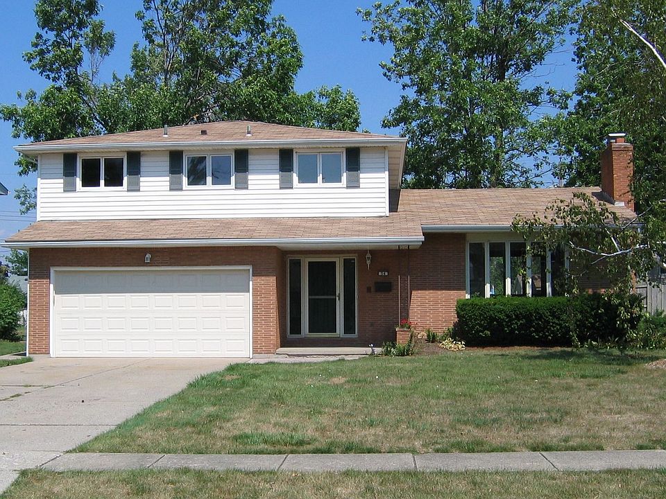 54 Brookdale