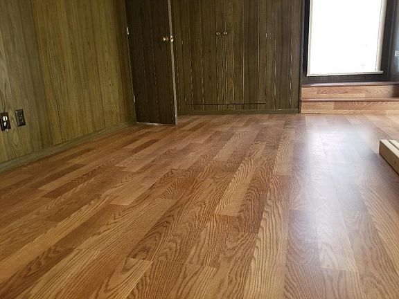 3rd image of 2600 Park Hills Dr