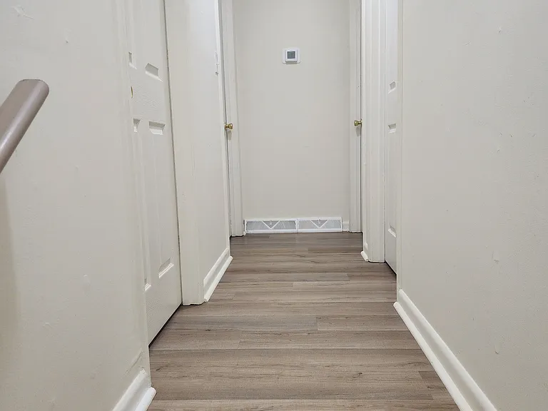 1318 Kenwood Rd — Photo 16