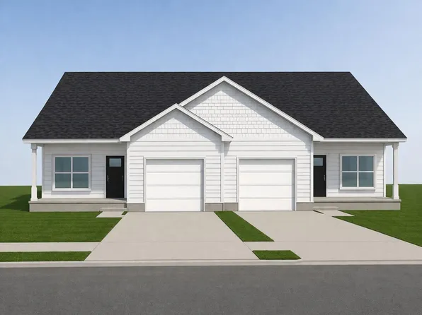 1210 Rock Ridge Cir, Waverly, IA 50677