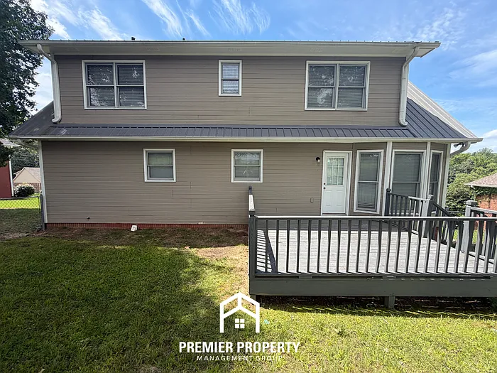 7118 Roundstone Dr — Photo 22