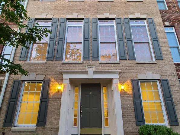 25807 Turlough Ter, Chantilly, VA 20152