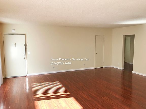 5th image of 4533 Colbath Ave APT 3