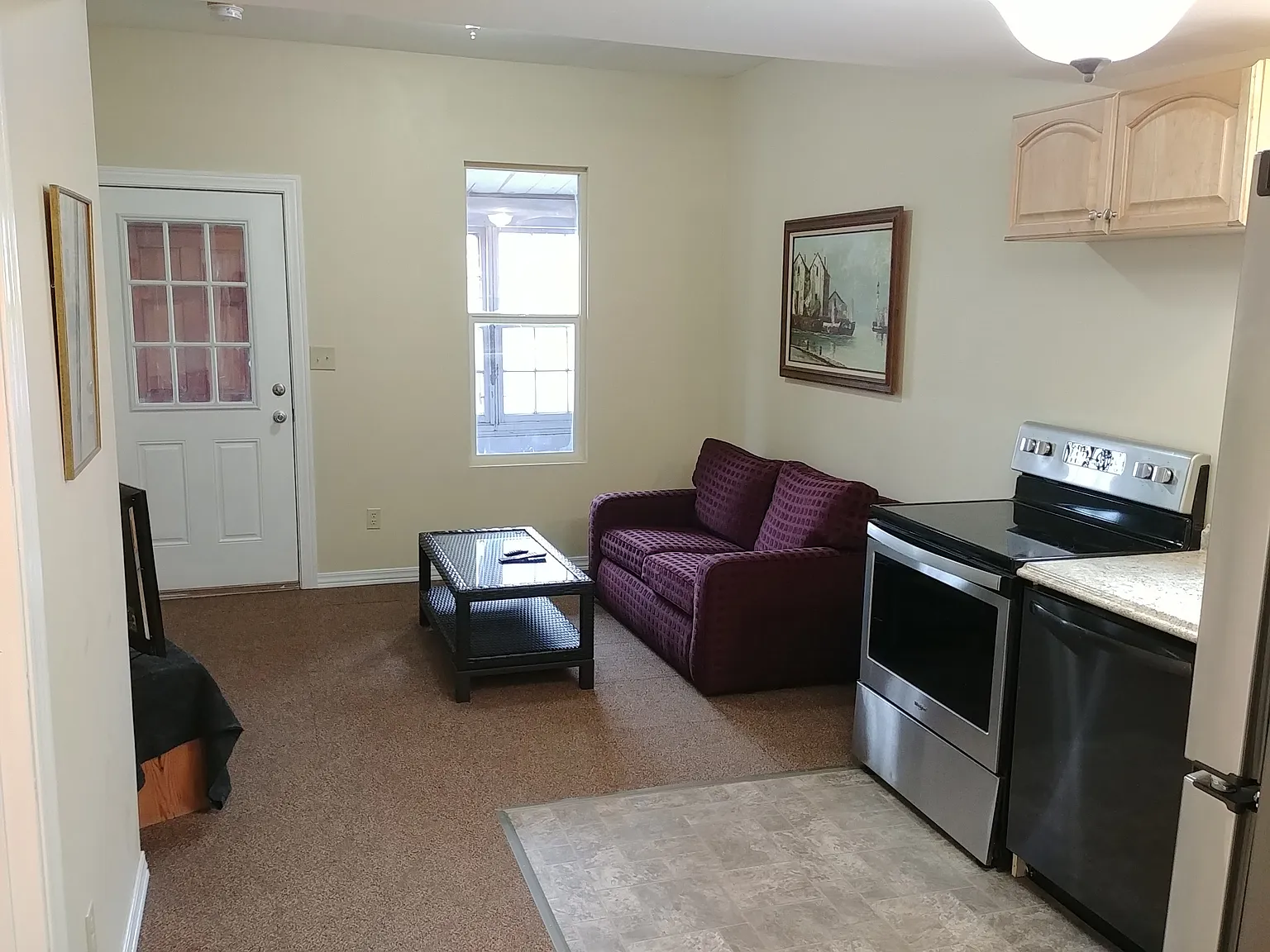 3 bed, 1100 sqft, $2,295 — Photo 3