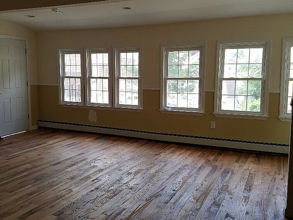 3rd image of 2975 Wickham Ave