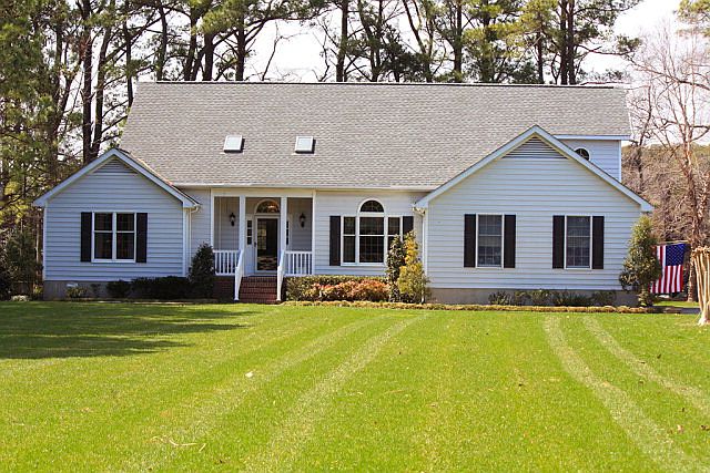 1st image of 262 Deep Water Dr