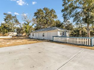 1643 W Highway 98, Mary Esther, FL 32569