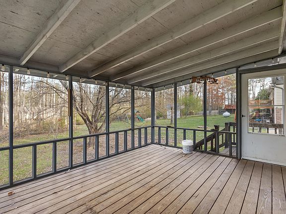 5th image of 153 Jenkins Rd NE